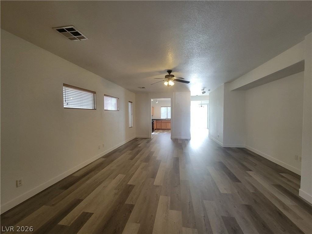 3274 Bronze Leaf St - Photo 3 of 27