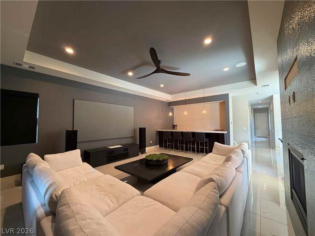 66 Pristine Glen St - Photo 5 of 25