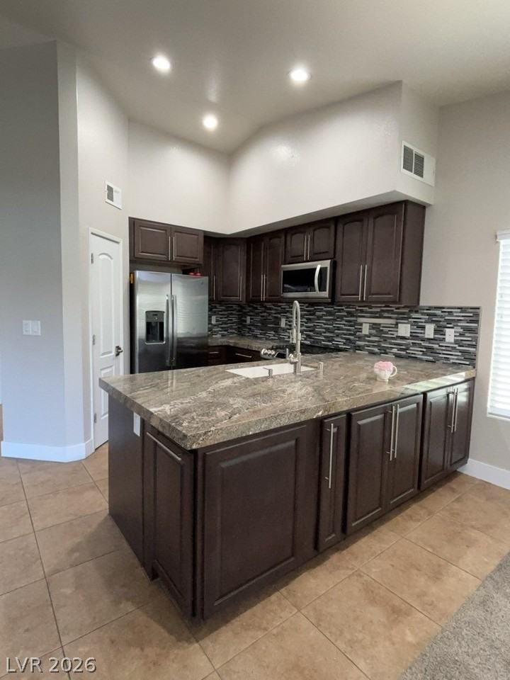 4810 Black Bear Rd #201 - Photo 4 of 9