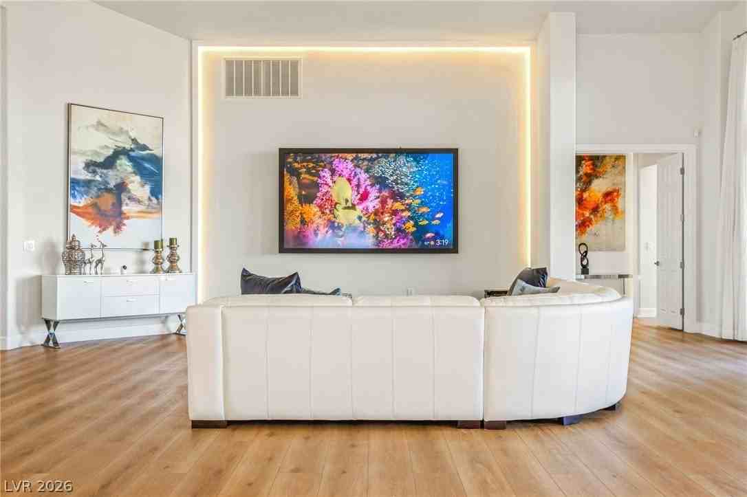 404 Summer Mesa Dr - Photo 4 of 39