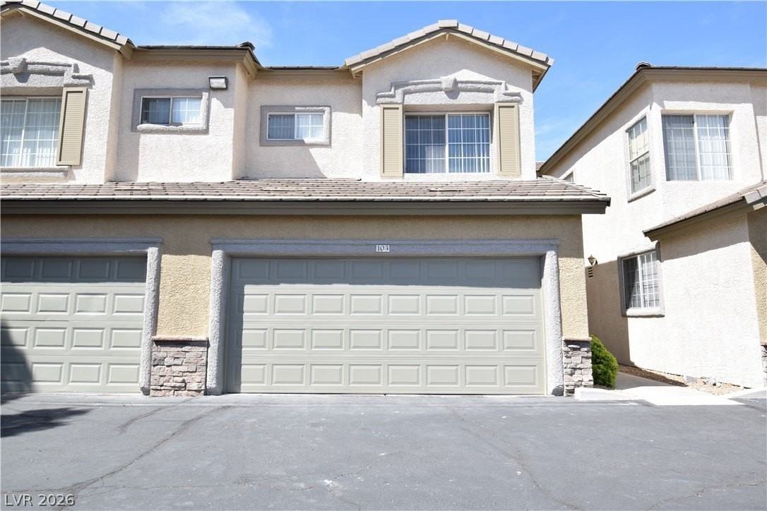 1613 Queen Victoria St #103 - Photo 2 of 26