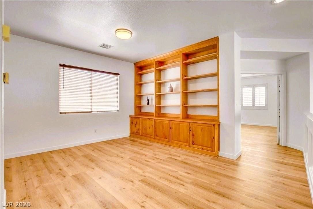 10247 Splendor Ridge Ave - Photo 7 of 34