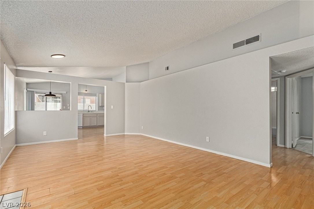 2689 Rungsted St - Photo 4 of 28