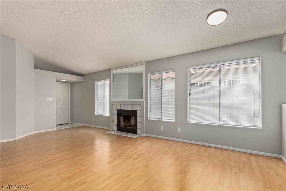 2689 Rungsted St - Photo 6 of 28