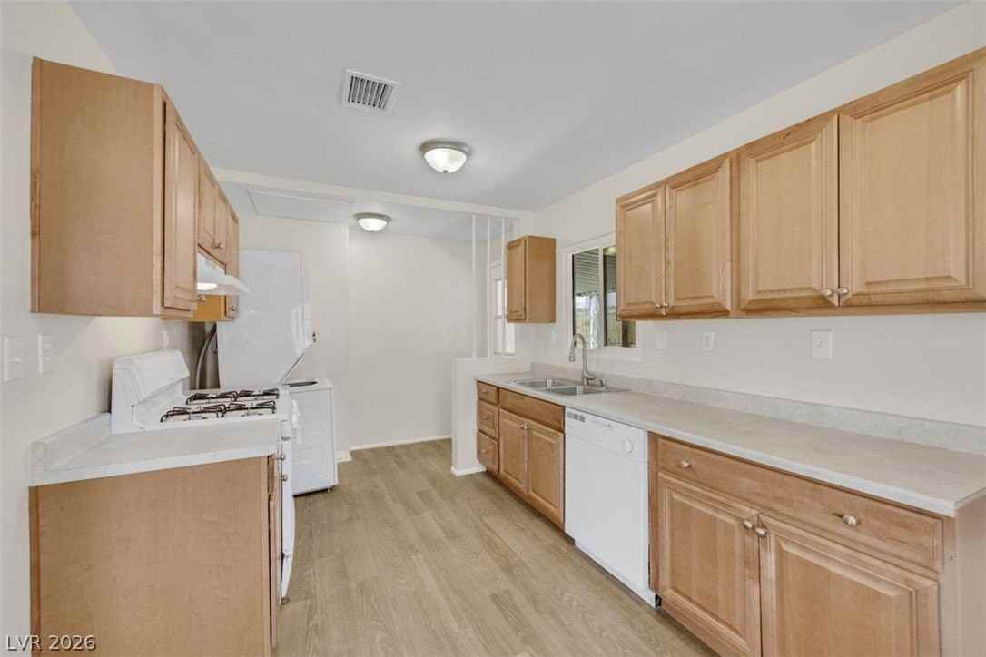 625 National St - Photo 7 of 20