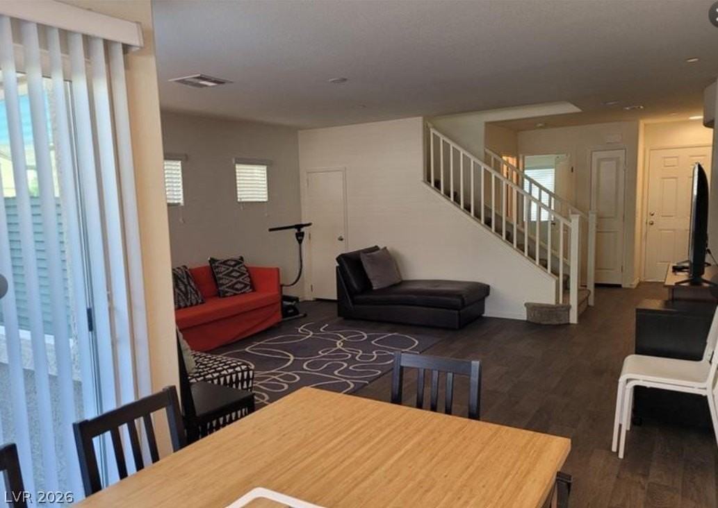 4135 Chamisa Cove St - Photo 4 of 16