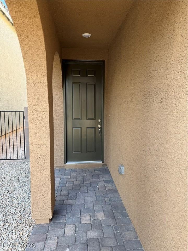 3740 Gila Cliff Ave - Photo 3 of 32