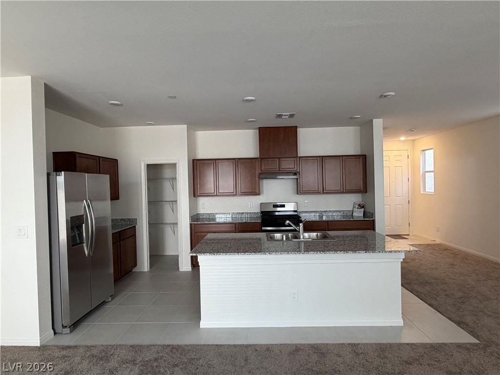 3740 Gila Cliff Ave - Photo 4 of 32