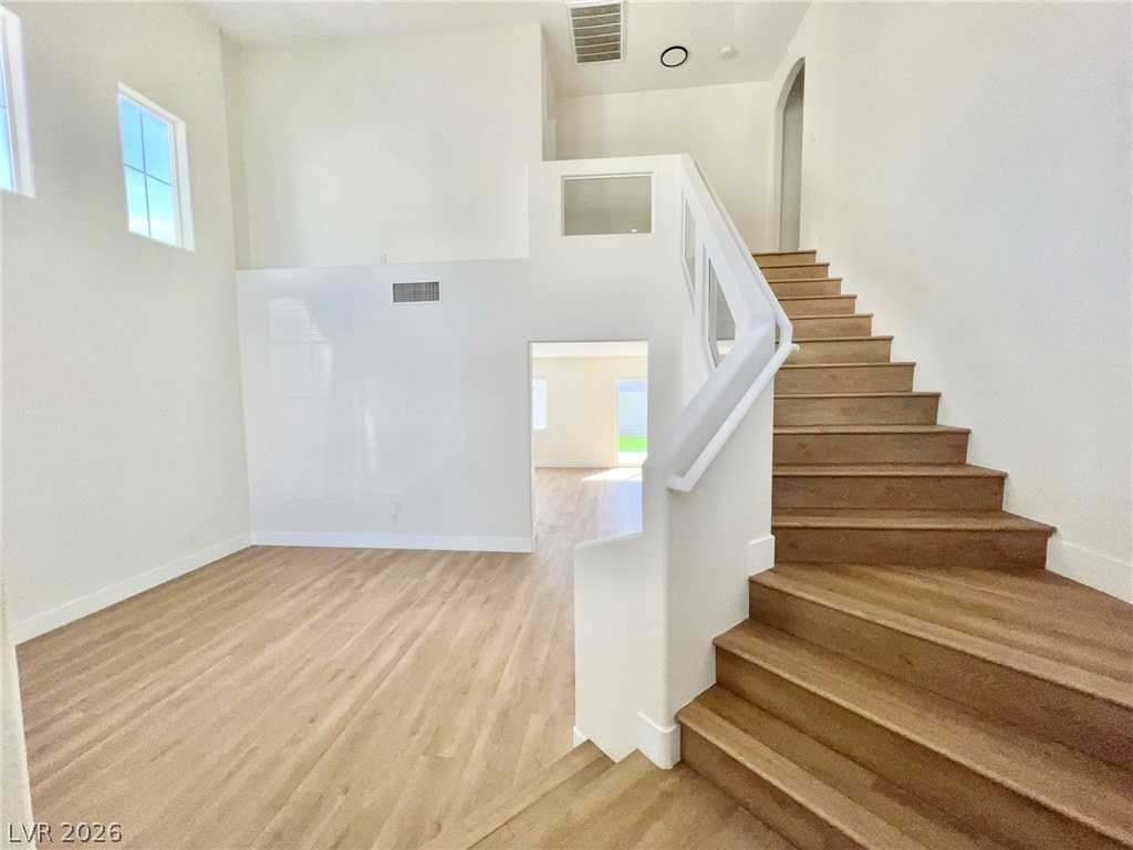 8104 Bronze Treasure Ct - Photo 6 of 32