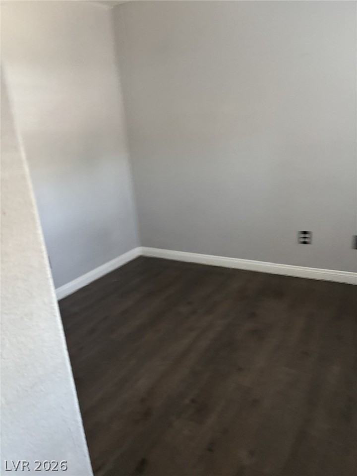 231 W Philadelphia Ave #8 - Photo 4 of 11