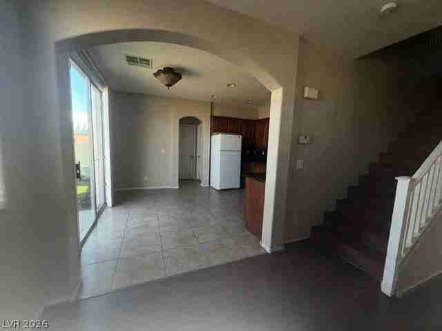 552 Bayo Canyon Ct - Photo 4 of 10