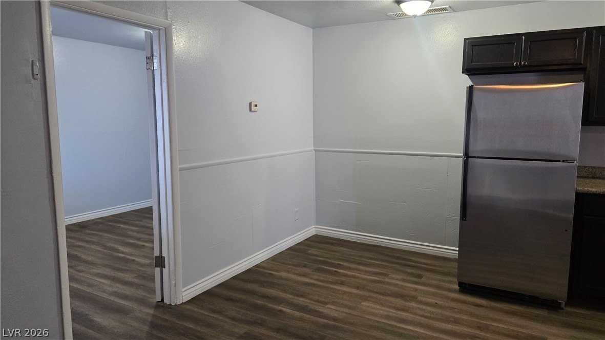 716 N 11th St #2 - Photo 6 of 23
