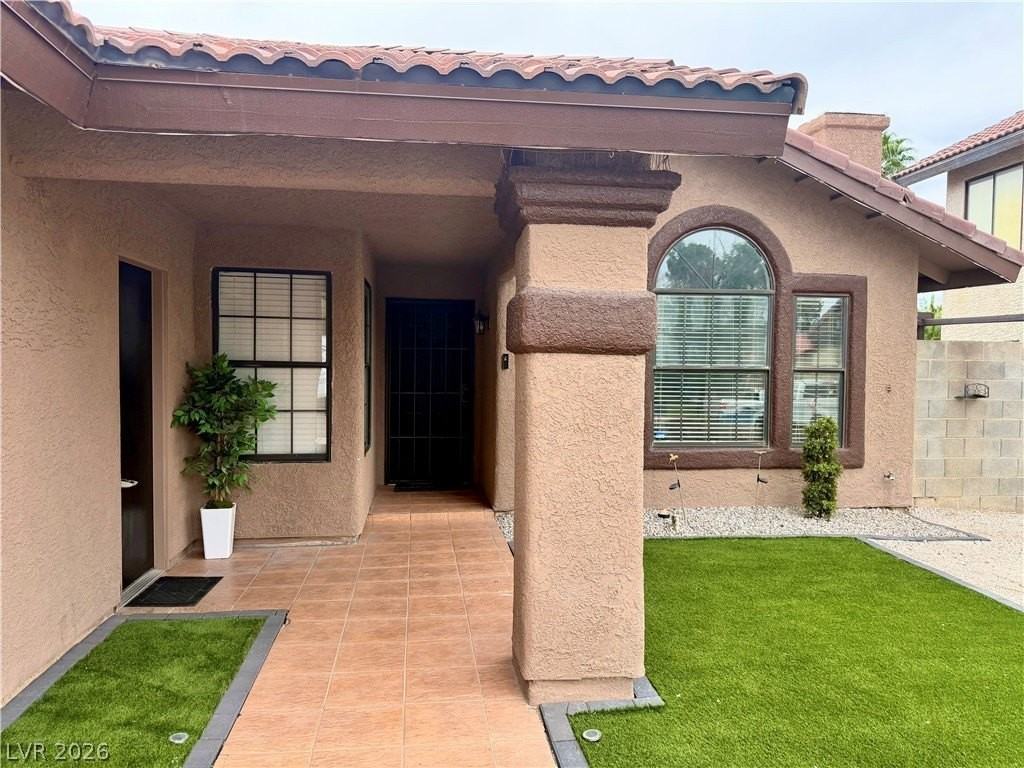 6251 Desert Sun Dr - Photo 3 of 28