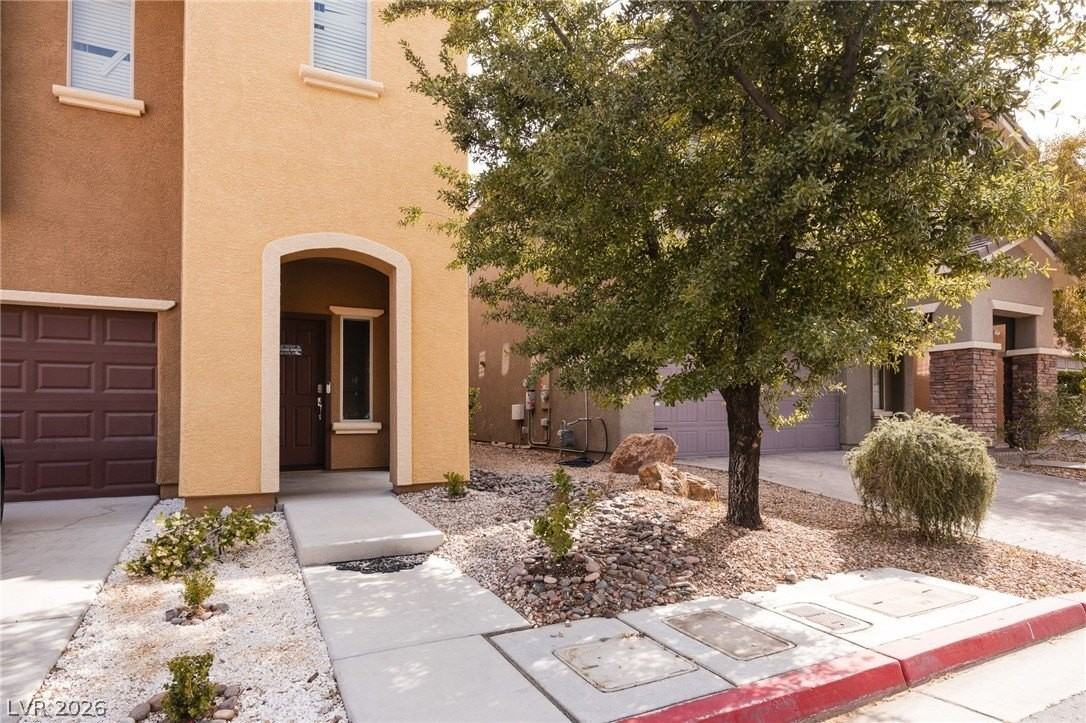 8253 Arden Landing Pl - Photo 3 of 50