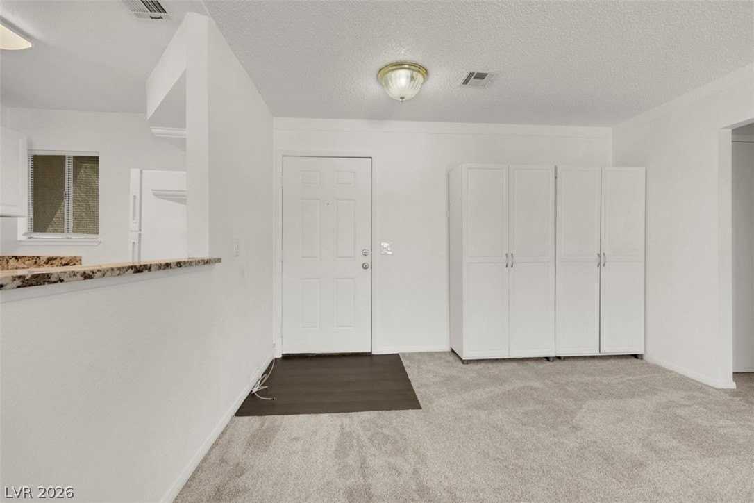 2373 Wooster Cir #D - Photo 3 of 18