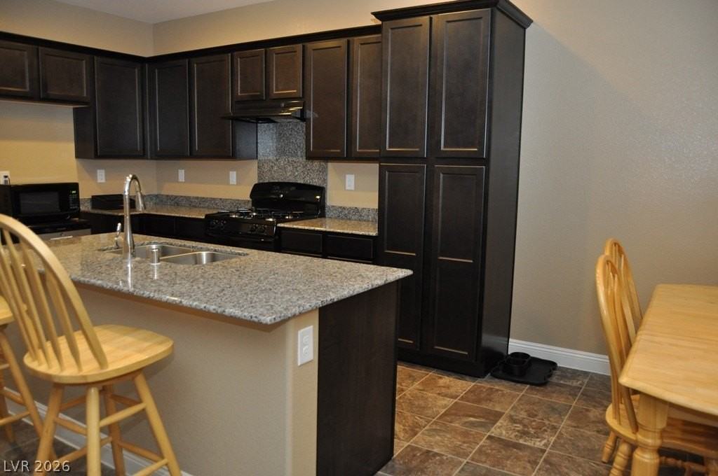 7823 Askew Pl - Photo 7 of 37