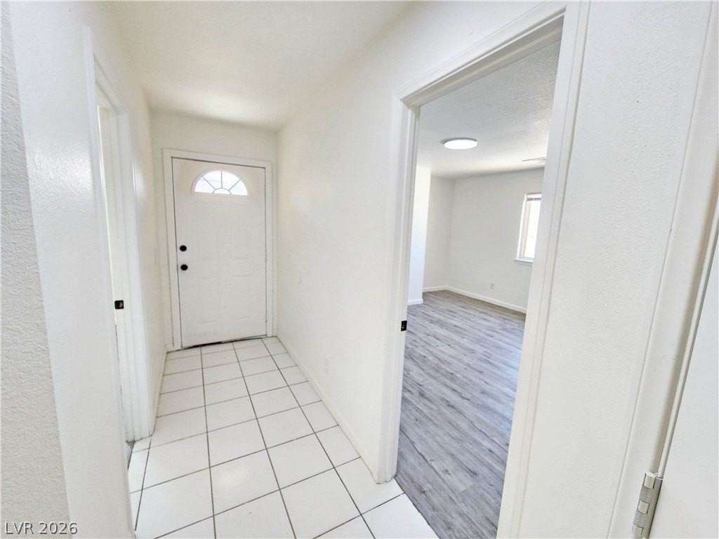 1821 Pershing Ave #B - Photo 5 of 27