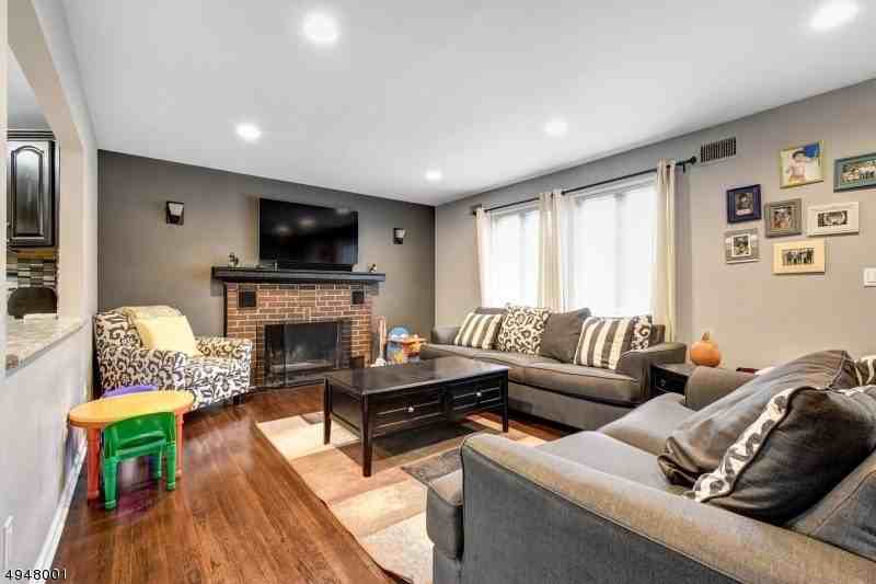 221 Hillside Ave - Photo 3 of 18