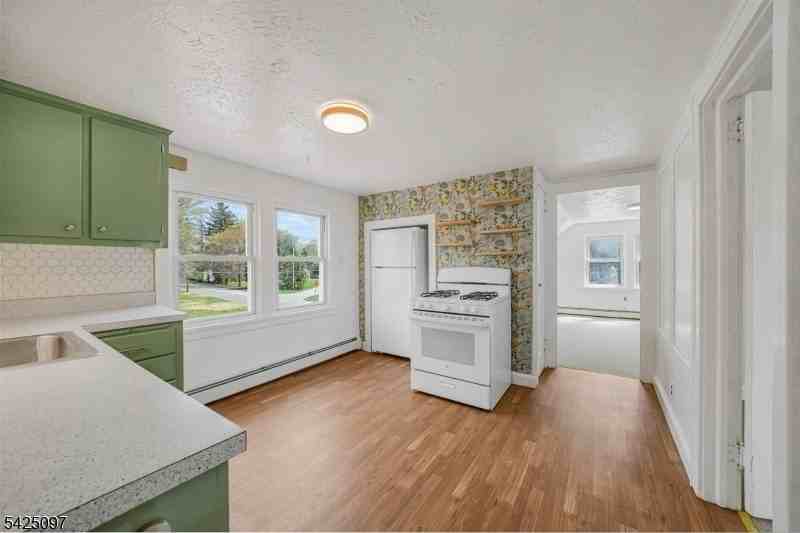 167 Sicomac Rd - Photo 4 of 13