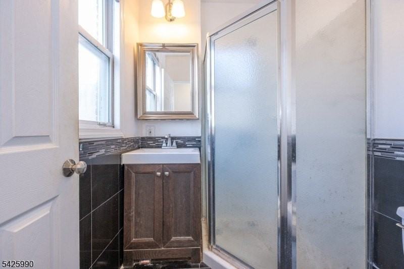 12 Garfield Ave #1 - Photo 5 of 7