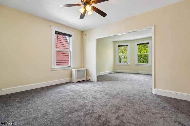 7 Beekman St #2 - Photo 5 of 27