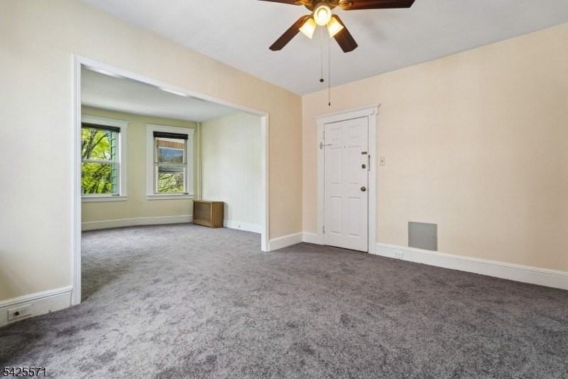 7 Beekman St #2 - Photo 6 of 27