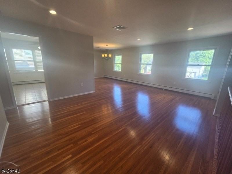 101 Bloomingdale Ave - Photo 3 of 22