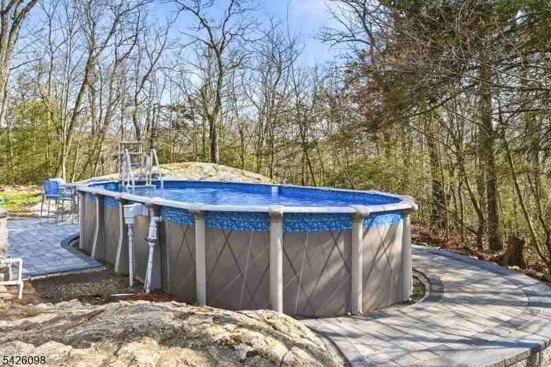 6 Ramsay Rd - Photo 4 of 45