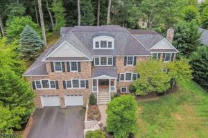 featured image of 236 Long Hill Dr
