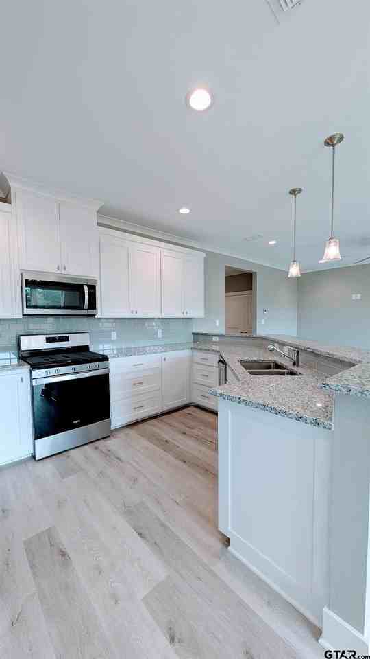 102 Zane Ln - Photo 5 of 20