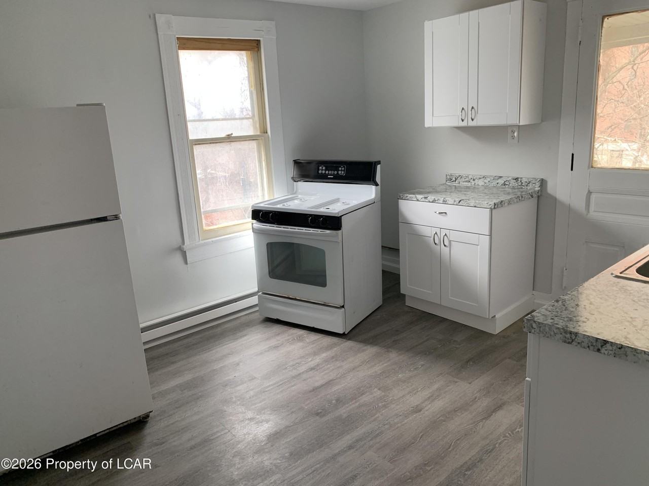 51 S Welles St - Photo 5 of 9