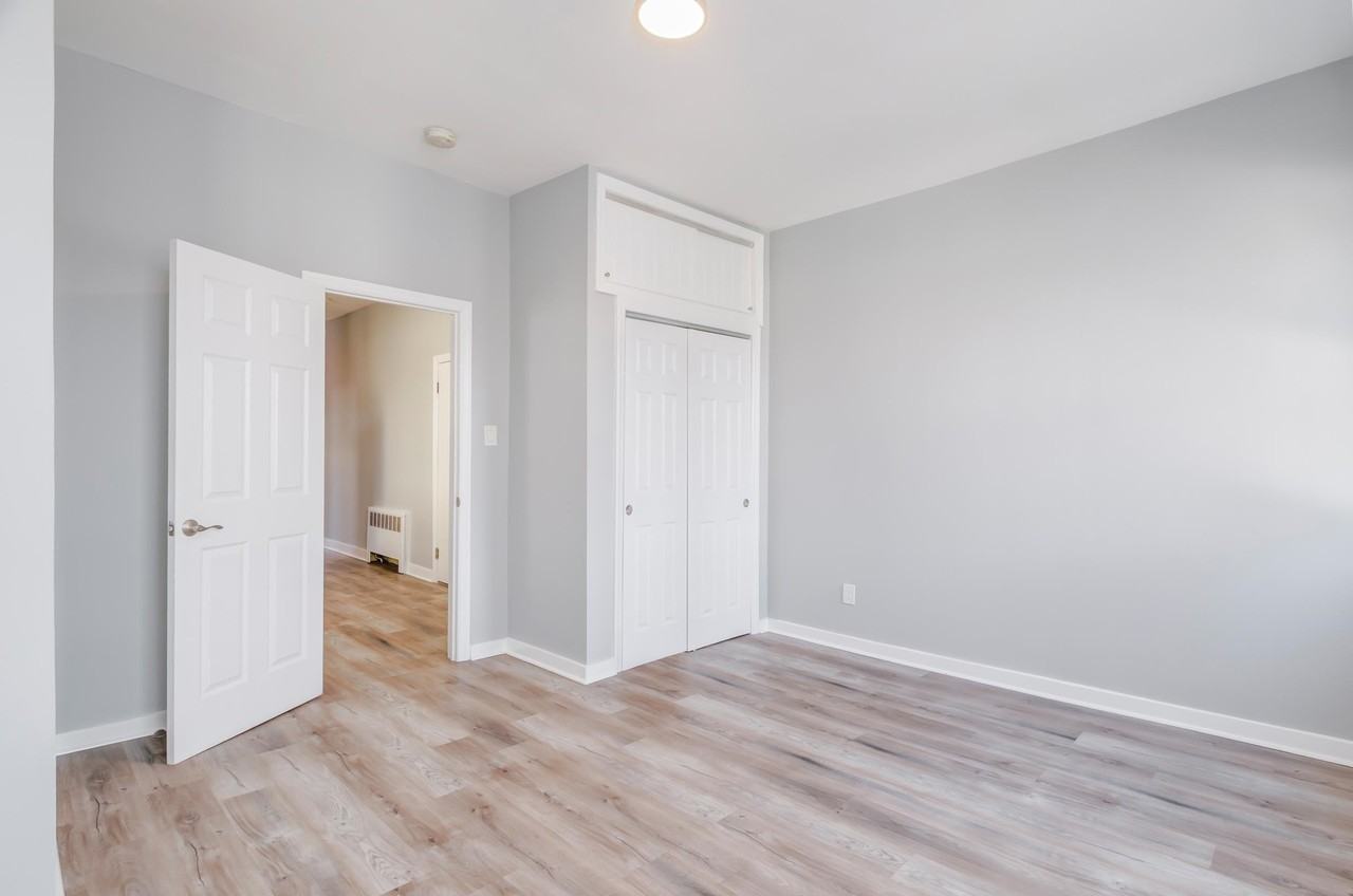 86 W 27th St #4 - Photo 5 of 13