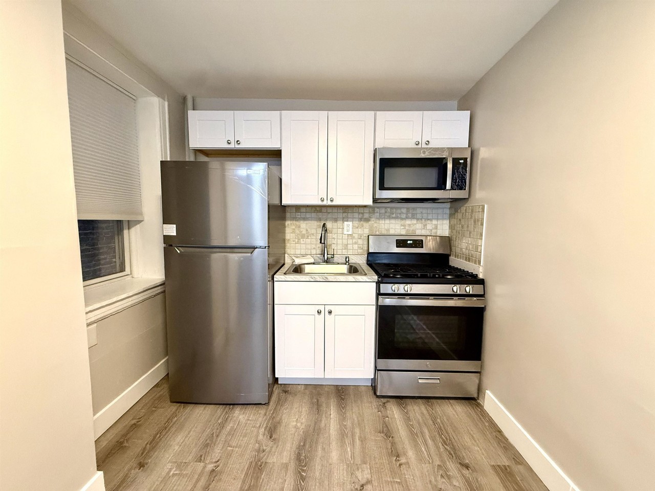 8610 Kennedy Blvd #1 - Photo 5 of 14