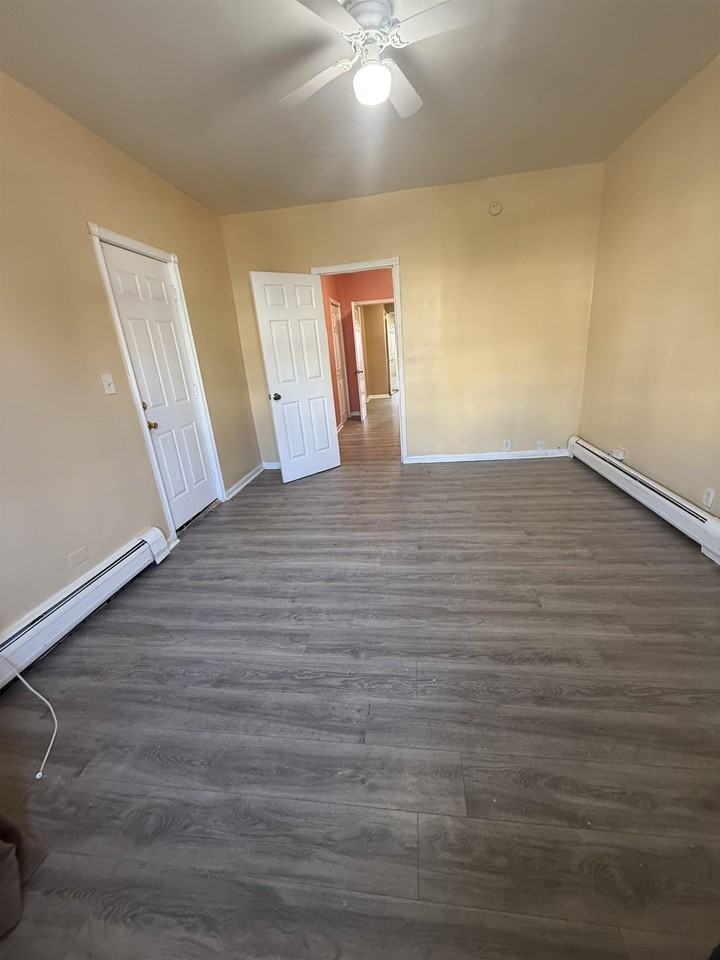 290 Ege Ave #1 - Photo 6 of 15