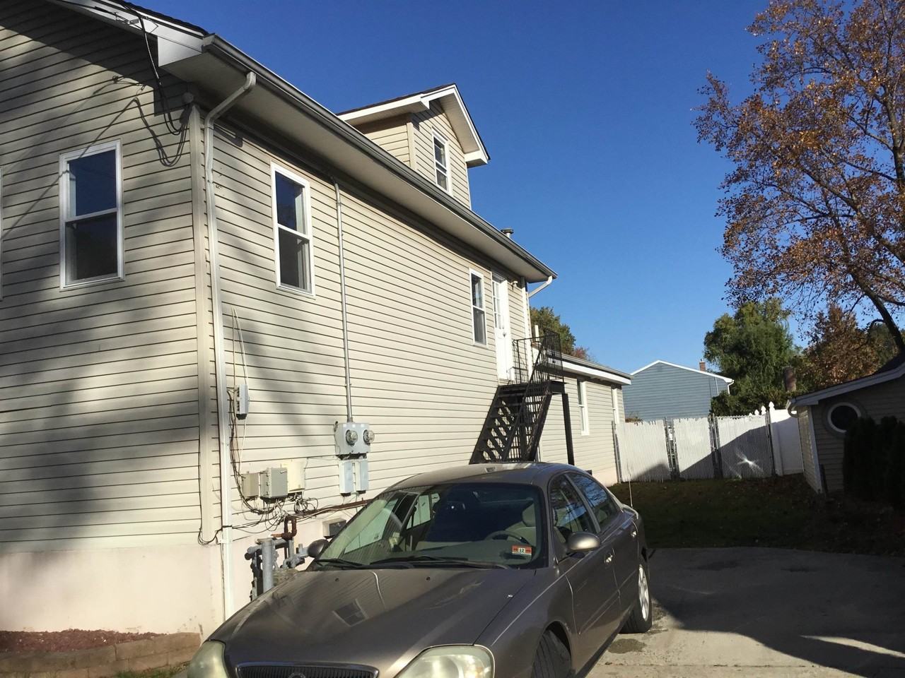 90 Union Ave #2 - Photo 2 of 25