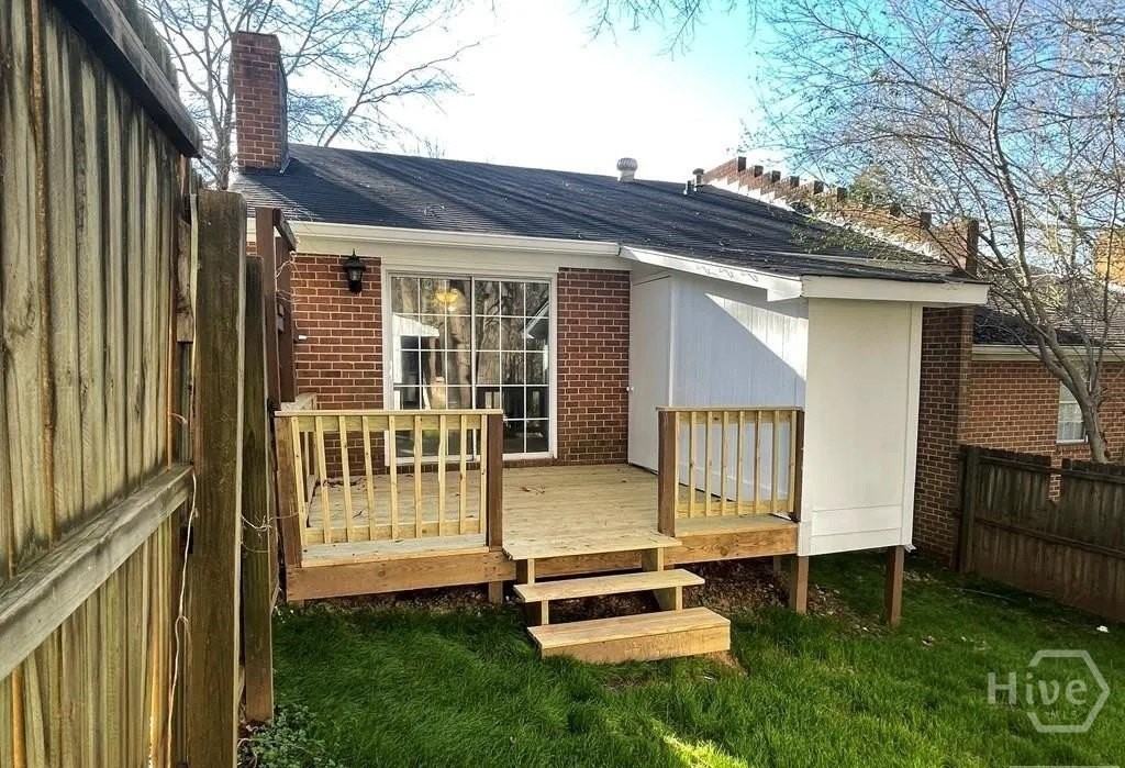 130 Oxford Ct - Photo 3 of 20