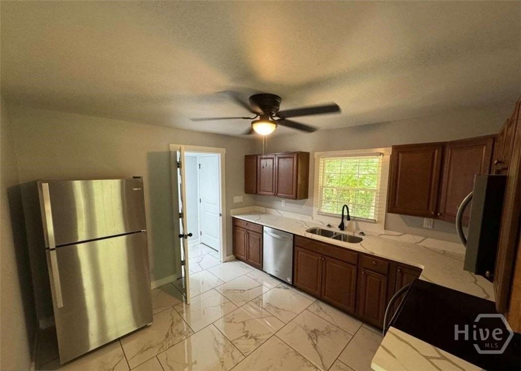 285 Willow Run - Photo 5 of 10