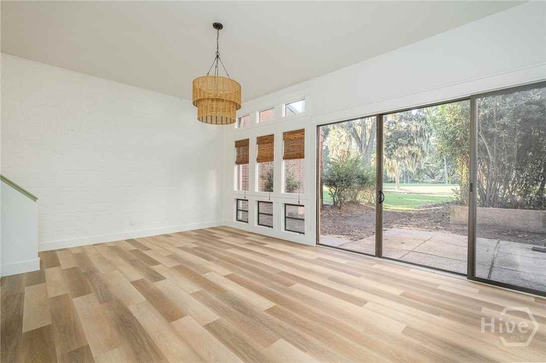 32 Dame Kathryn Dr - Photo 5 of 19