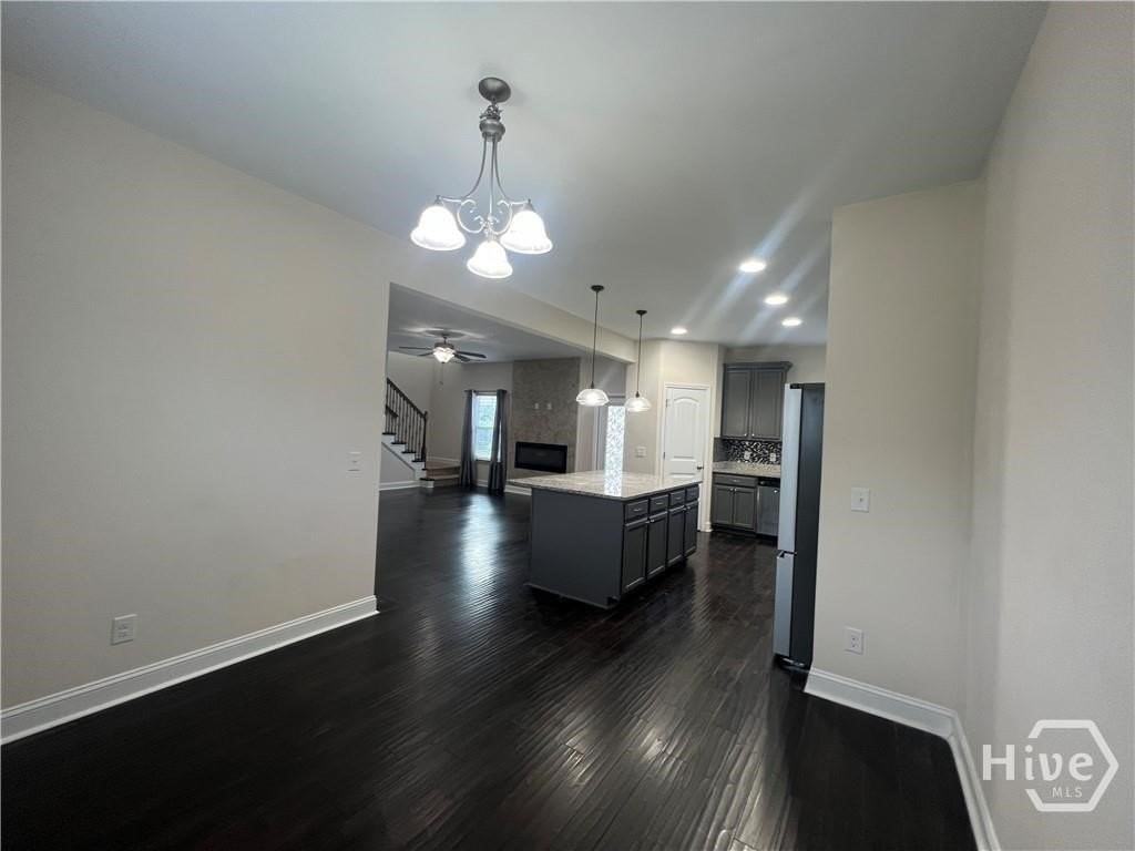 30 Gentry Way - Photo 3 of 18