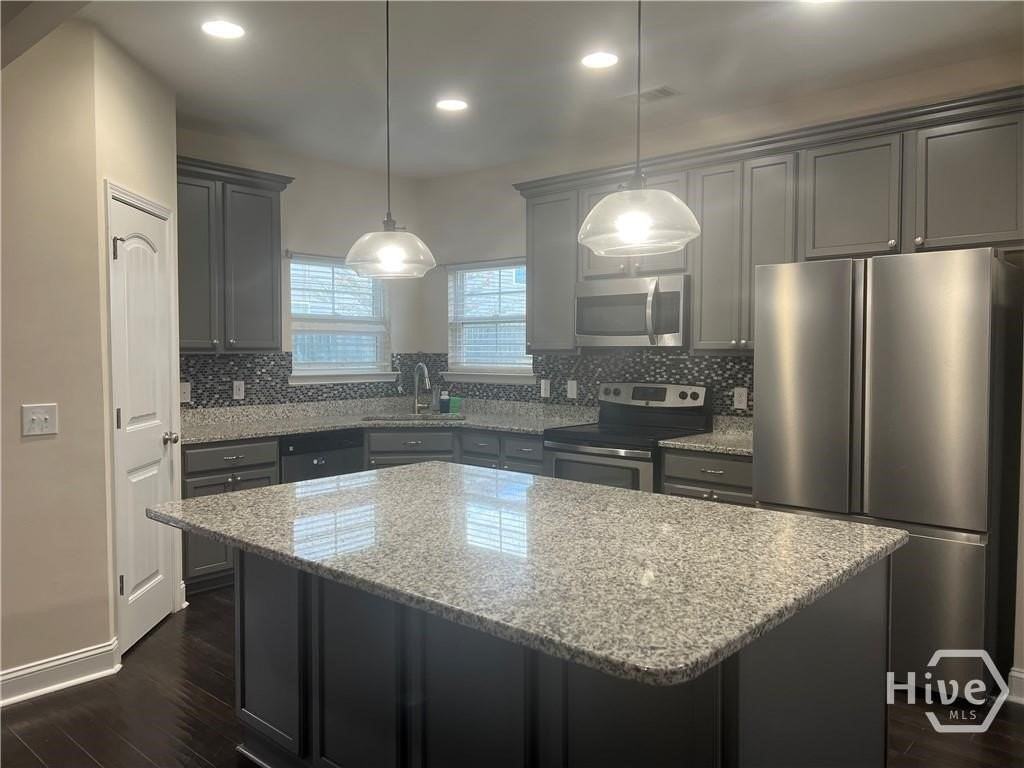 30 Gentry Way - Photo 4 of 18