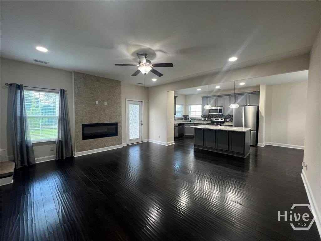 30 Gentry Way - Photo 6 of 18