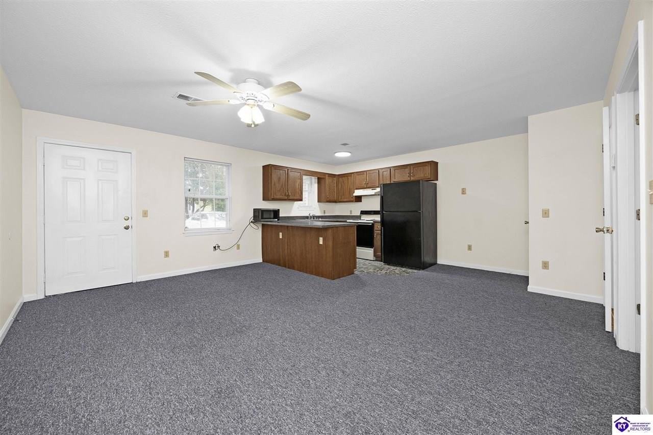 199 S Brook St - Photo 5 of 12