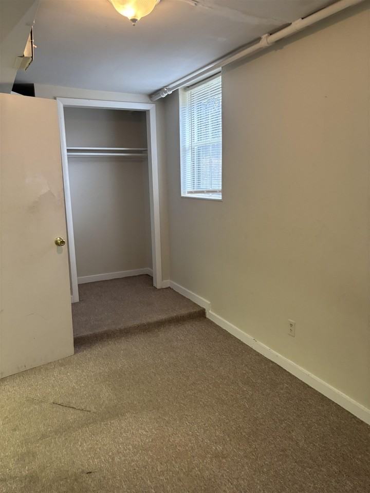 315 Kalorama St - Photo 7 of 17