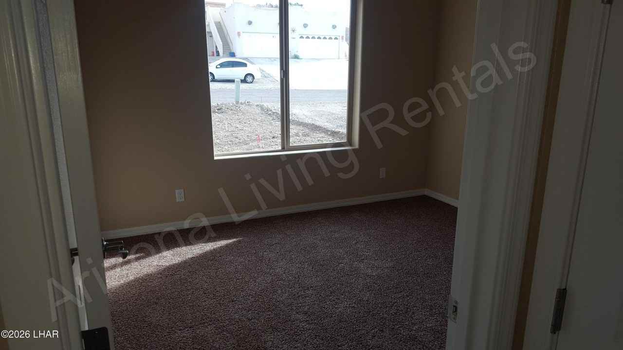 3641 Texoma Dr - Photo 5 of 19