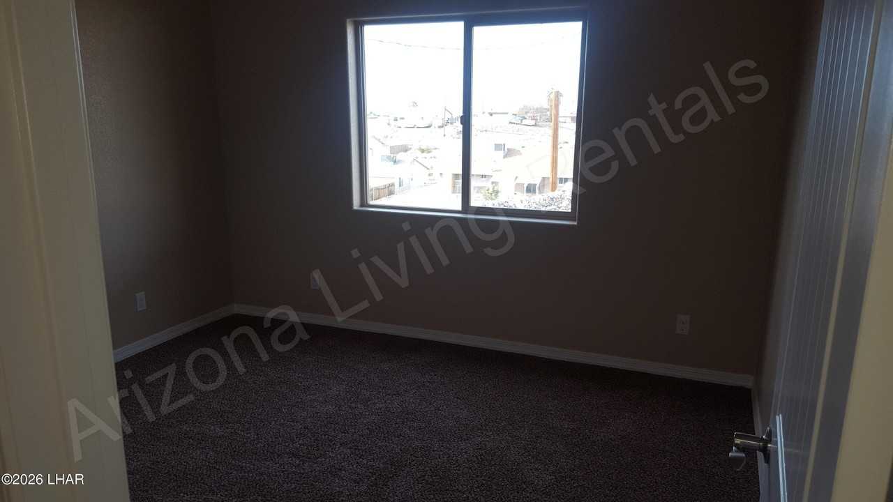 3641 Texoma Dr - Photo 7 of 19