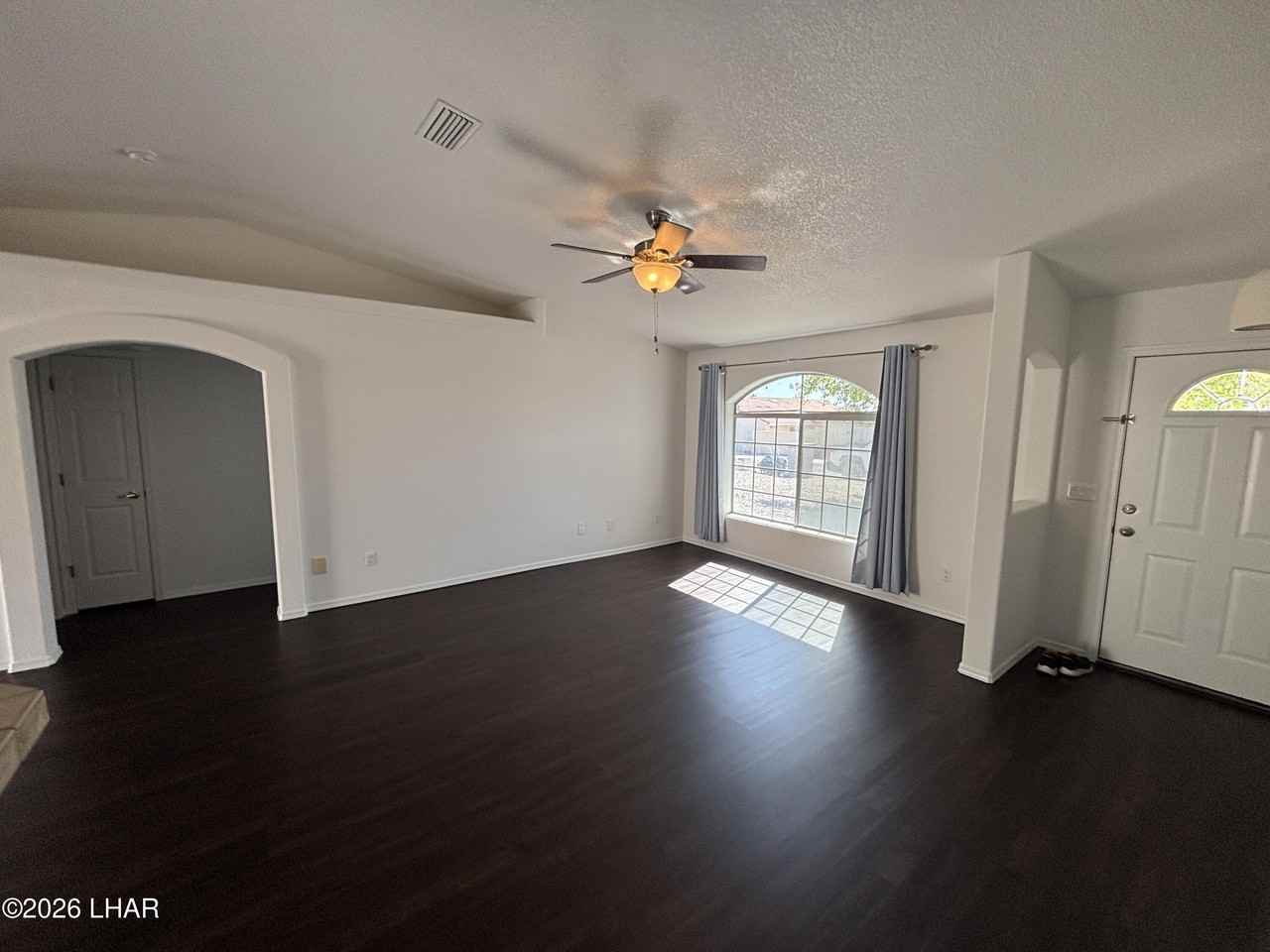 3864 N Stratford St - Photo 2 of 27