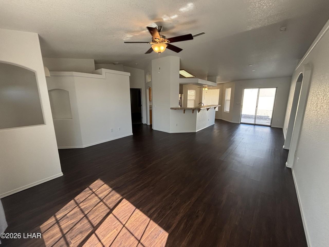 3864 N Stratford St - Photo 3 of 27