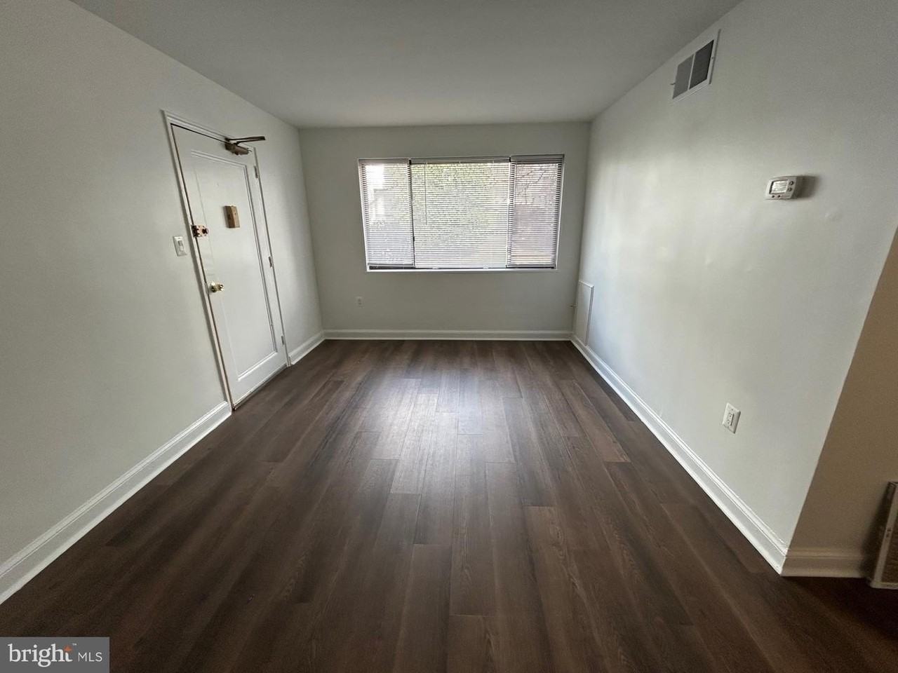 3815 Davis Pl Nw - Photo 2 of 14