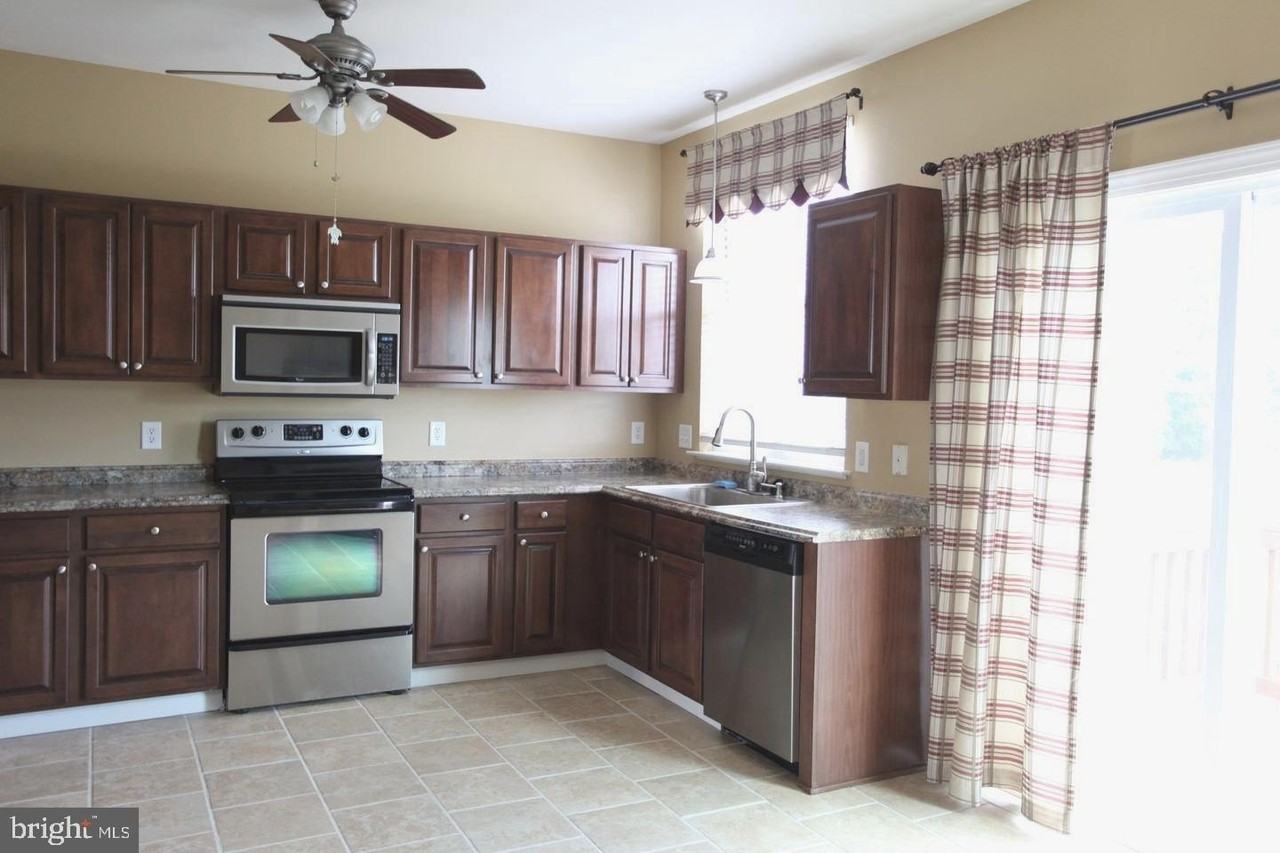 29 Wicklow Rd - Photo 4 of 17