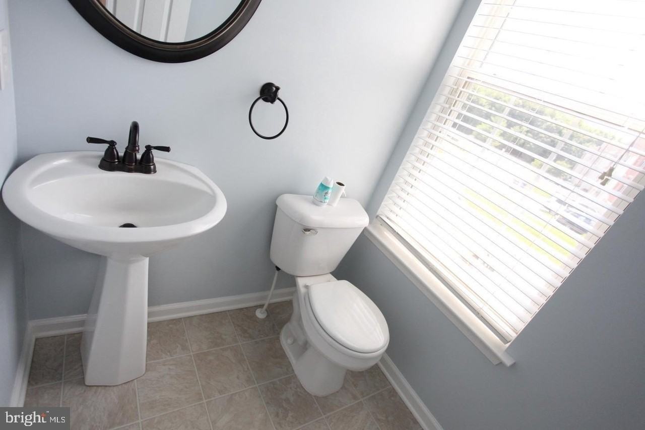 29 Wicklow Rd - Photo 7 of 17